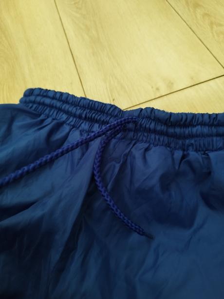 Zateplené tepláky, 146