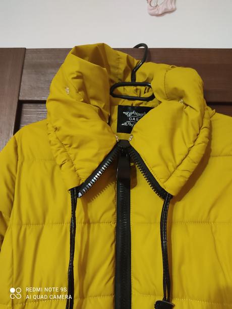 Dievčenska bunda, s