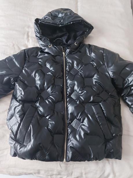 Zimna bunda, river island,158