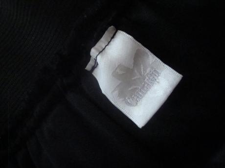 Sukňa čipkovaná čierna, s