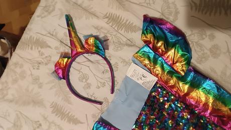 Kostým jednorožec, 