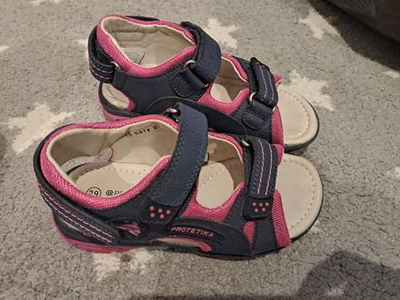 Sandalky, protetika,29