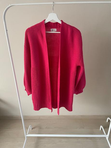 Sveter zn. reserved, reserved,s