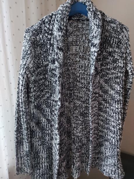 Teplý pletený štrikovaný strakatý sveter kardigan, amisu,xs