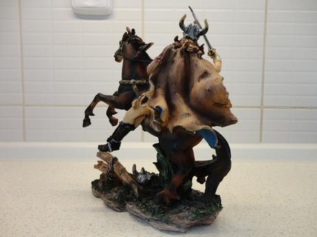 Dekoračná figúrka viking, 