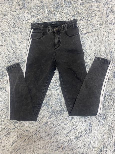 Dievčenské rifle s bielym pásom na boku, reserved,164