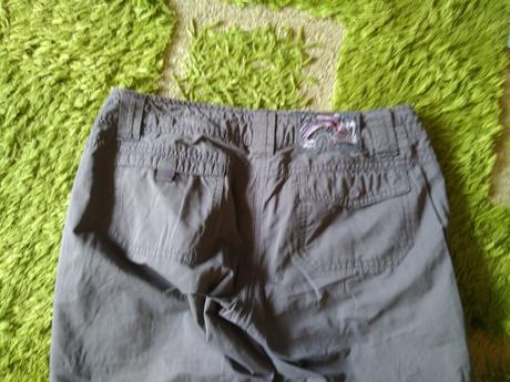 Zaujímavé tenké nohavice, river island,158