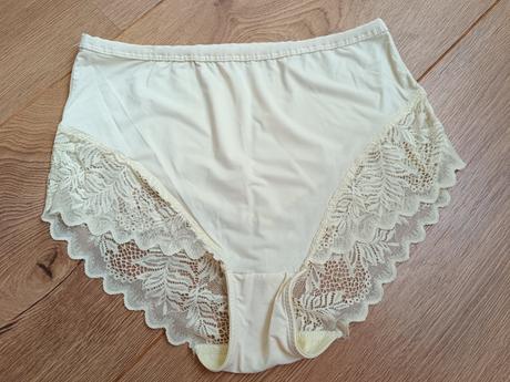 Kremove nohavicky l, l