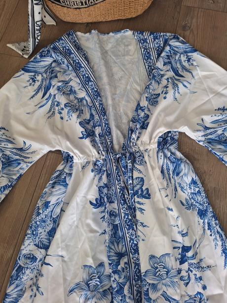 Maxi saty greece, s