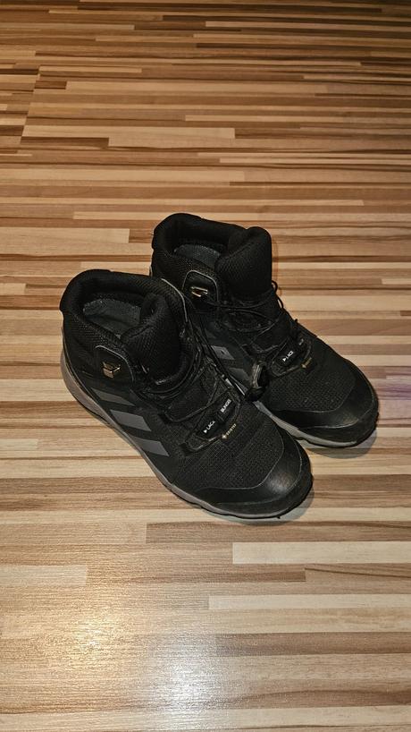 Addidas terex prechodne aj zimne topanky v.34, adidas,34