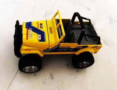 Jeep 3 ks,