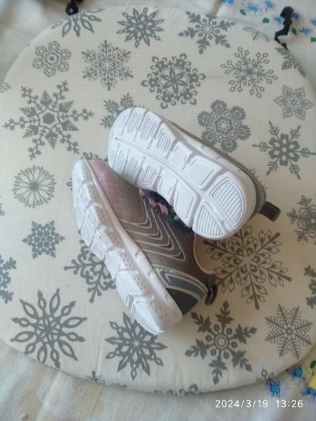 Nove botasky, 21