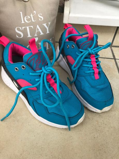 Tenisky heelys na kolieskach, veľkosť 32, heelys,32