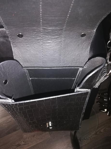 Kožená crossbody kabelka,