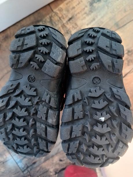 Zimné topánky, baťa,20