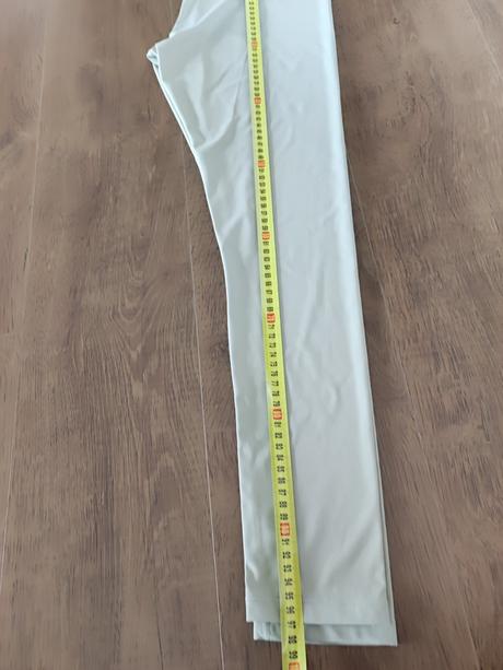 Dámske športové legíny, primark,l