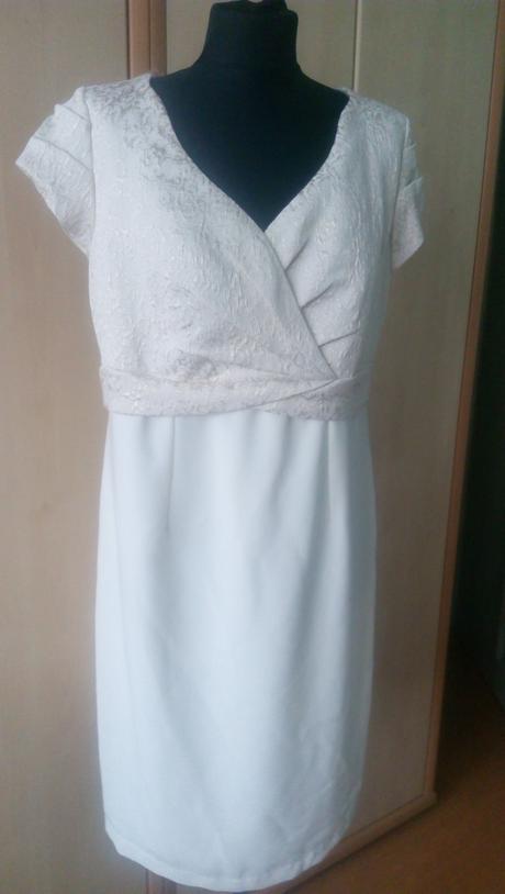 Splocenske šaty + bolerko, 46