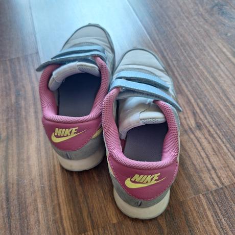 Dievčenské tenisky nike, 33,5, nike,33