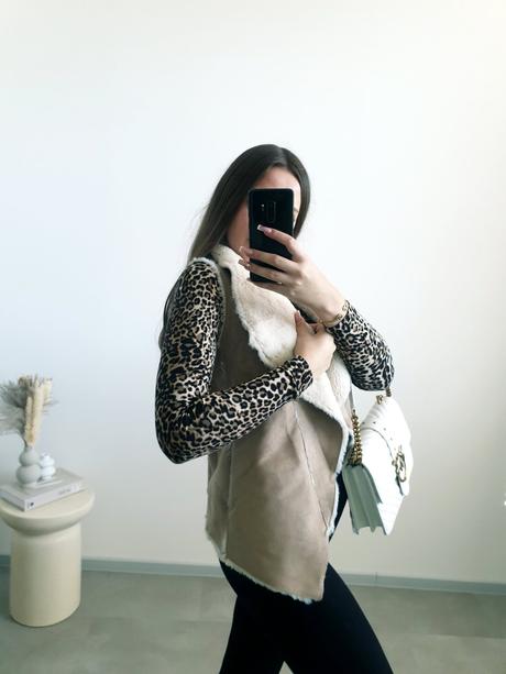 Vesta s kožušinou s, bershka,s