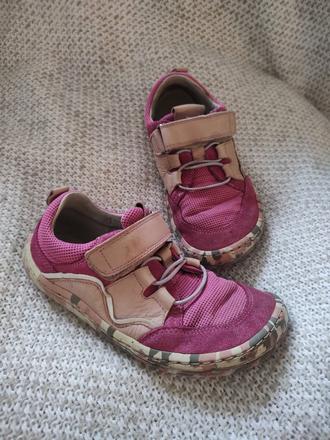 Barefoot froddo, froddo,31