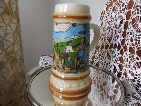 Korbel-keramika v ľudovom motíve,, 