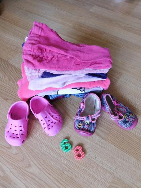 Balíček 68 & papučky & kroksy, 68–80