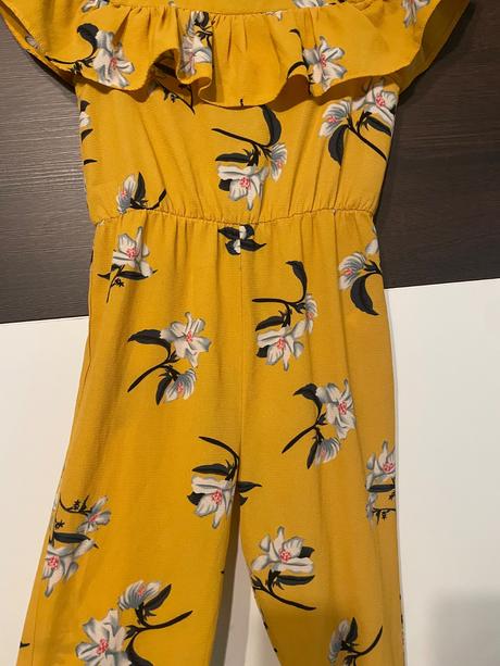 Krasny overal, primark,146