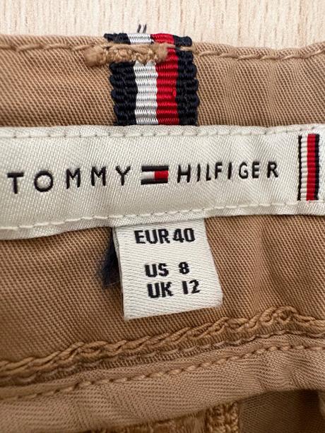 Krátke nohavice tommy, tommy hilfiger,40