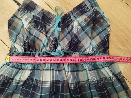 Nádherná blúzka na ramienka, 158