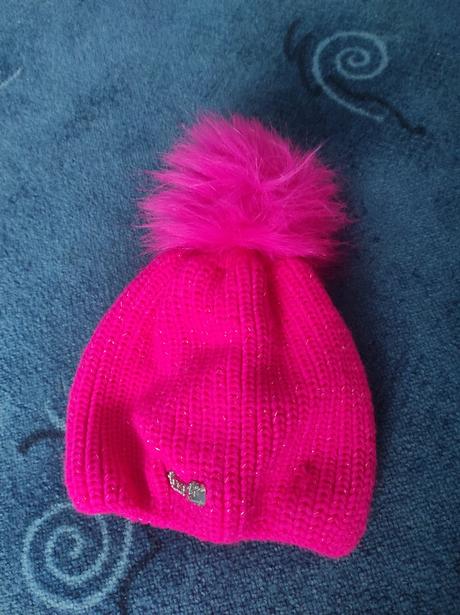 Dievčenská ciapka, 152