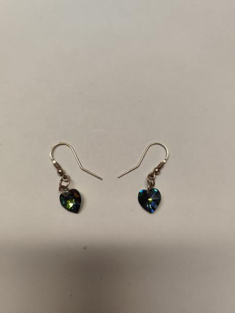 Nausnicky so swarovski zelenymi kamienkami, 