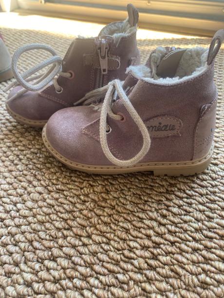 Dievčenské topánočky č.22 a 23, 22