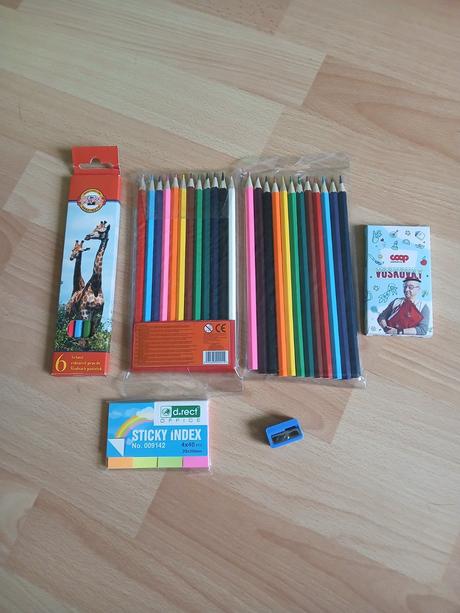 Drevené farebné pastelky, 