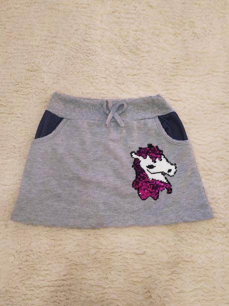 Predám sukničku., 128