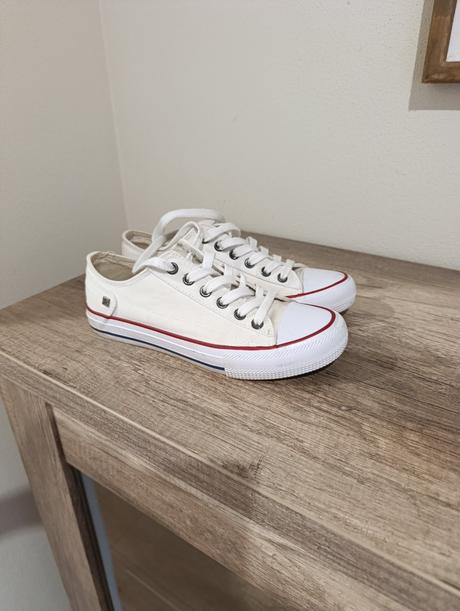 Tenisky bigstar, 37