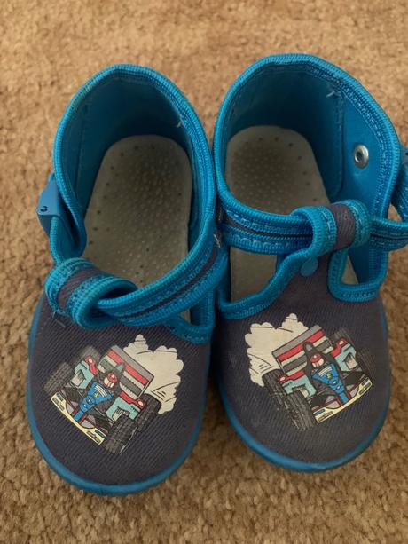 Sandalky platenky formula 22, 22