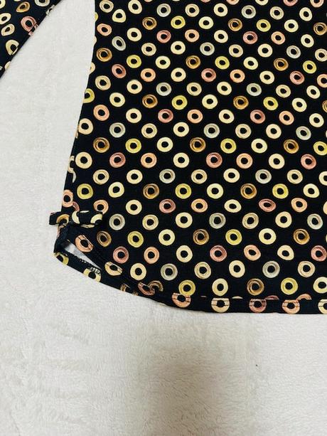 Čierny top s farebným vzorom zn. magenta, l / m