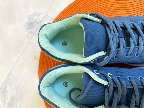 Ľahúčke tenisky, 38