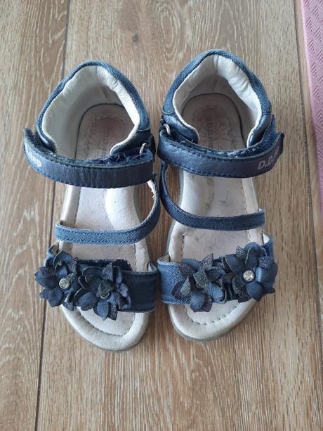 Predam sandalky dd step, d.d.step,28