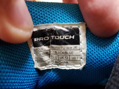 Chlapčenské tenisky, 32