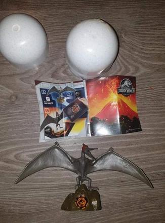 Kinder maxi jursky park pterodaktyl,