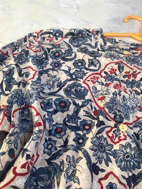 Hodvábna blúzka so stojačikom, m