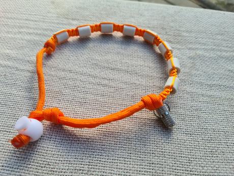 Pletené obojky s em keramikou, 