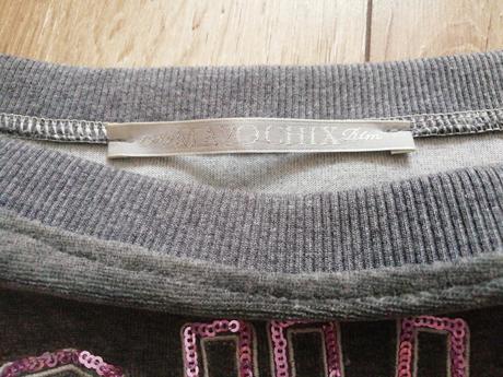 Mikinka mayo, mayo chix,m