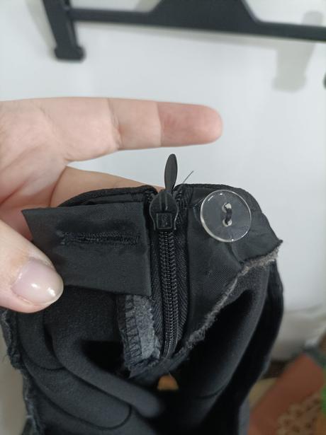 Puzdrová strečová sukňa, f&f,46