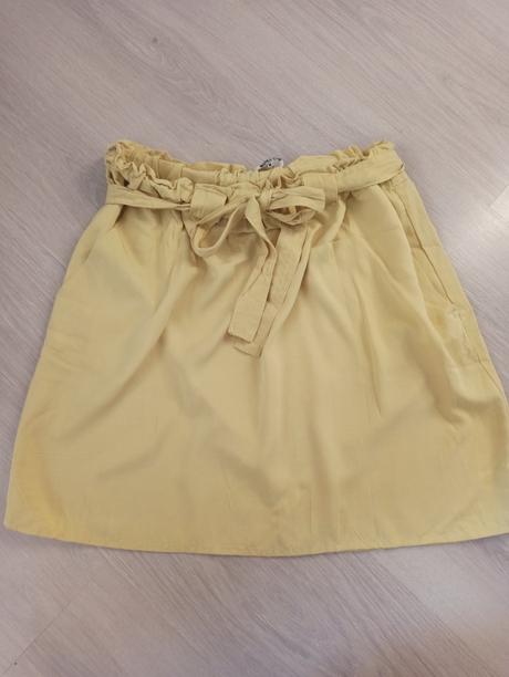 Sukňa v pastelovej žltej, gate,38