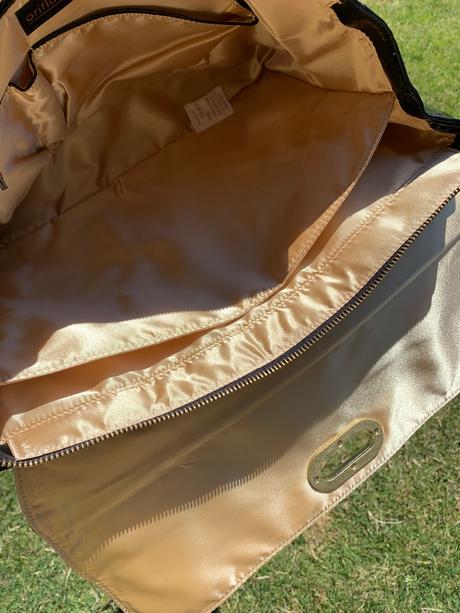 Čierna lakovaná kabelka, oriflame