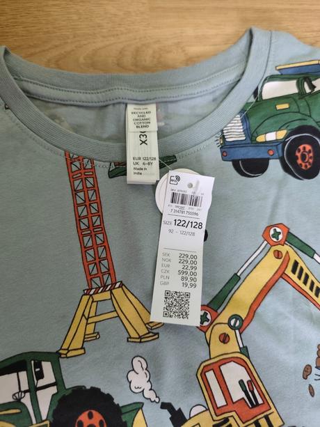 Pyžamo s visačkou, lindex,122