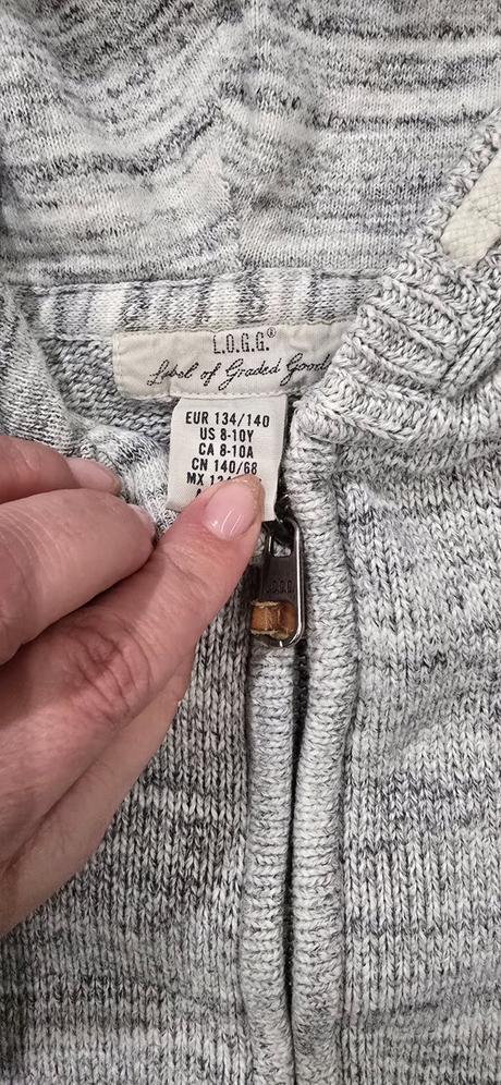 Sveter elegantny, c&a,134