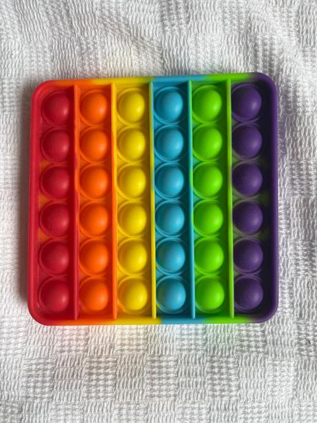 Pop it dúhové farby,